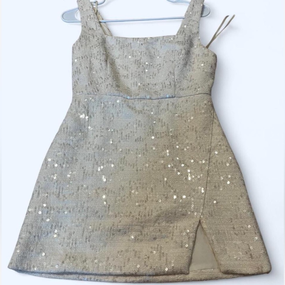 Altar'd State Cream Sleeveless Dress